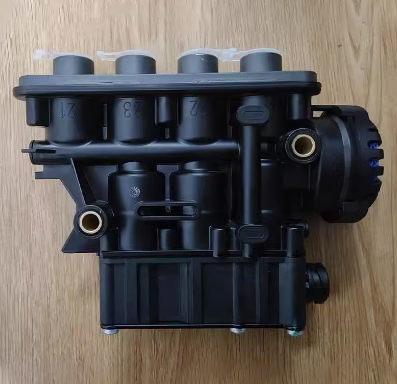  Volvo FM400 FM440 Truck  Air Suspension Valve 21083660 K019821N50